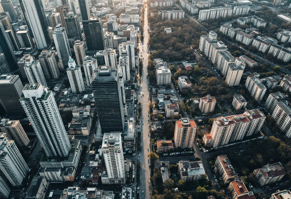 Центр города и спальный район глазами курьера